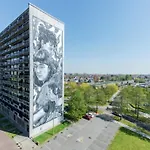 Apartment In Mountain Gateway
